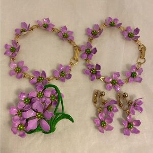 Vintage Jewelry Set Purple metal flowers floral Gold bracelet brooch dangle clip
